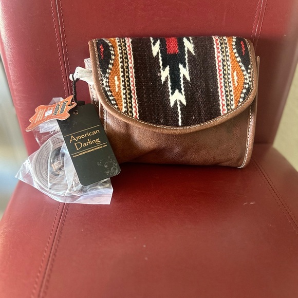 New American Darling Brown and Black Clutch with Red and Cream Accents - Picture 3 of 5